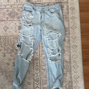 American Eagle Outfitters Light Blue Distressed Boyfriend Jeans